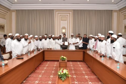 جمعیۃ علماء مہاراشٹر کے وفد کی وزیر اعلی سے ملاقات